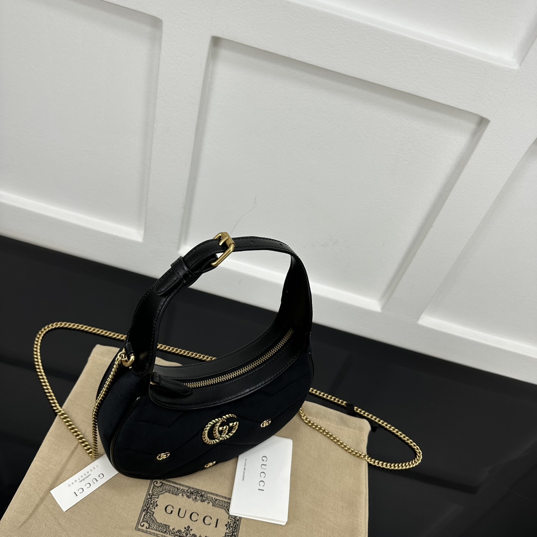 Gucci Hobo Bags